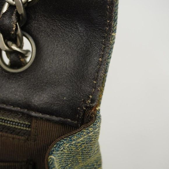 Chanel Chocolate Bar Blue Denim - Jeans Shoulder Bag (Pre-Owned) - Picture 11 of 12